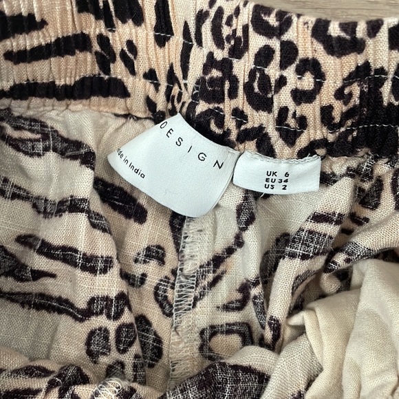 Leopard Print Drawstring Shorts . - Picture 3 of 3